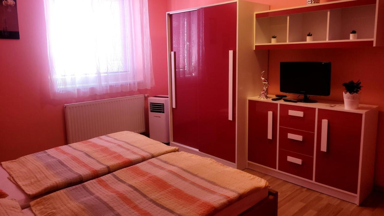 Penzion U Mikulincu Mikulov Extérieur photo
